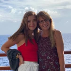 Meet your Posher, Danielle